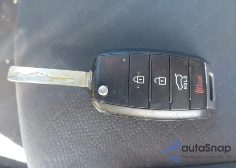 2017 Kia Sorento 2.4L Lx z USA, uszkodzony, nr VIN 5XYPG4A32HG188620